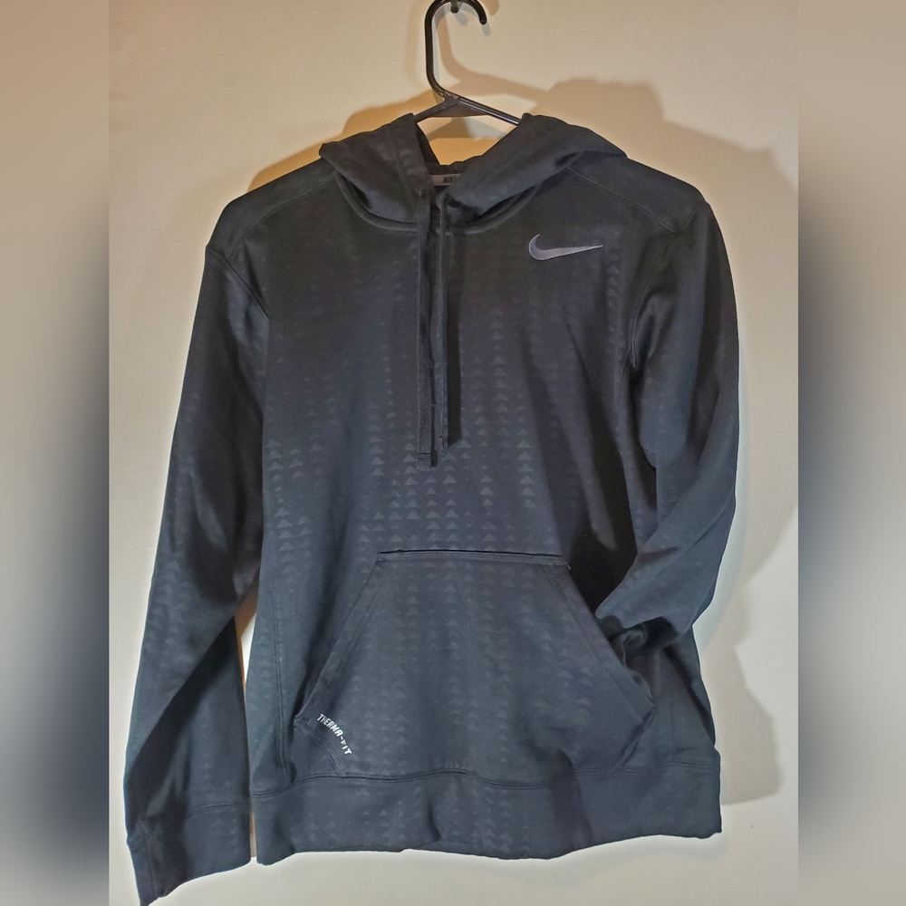 Nike therma-fit pull over